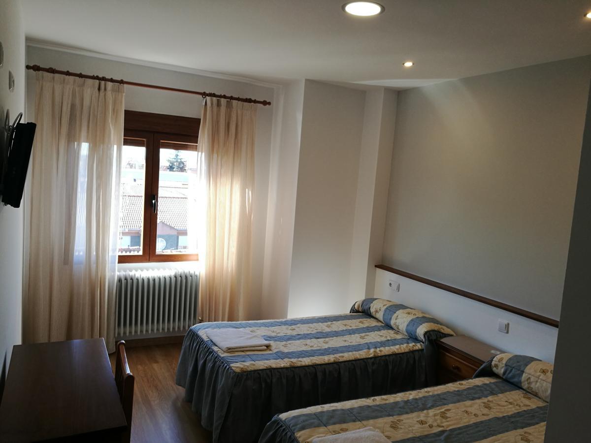 Hostal Mirobriga Сьюдад-Родріго Екстер'єр фото